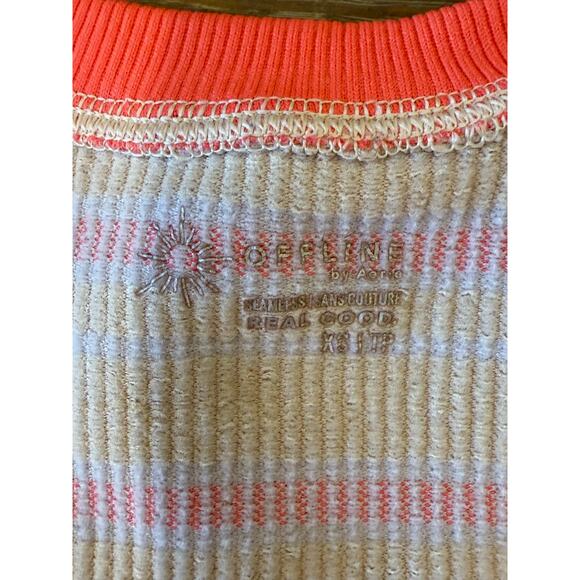 OFFLINE by AERIE Coral Stripe Compression Top Shirt Cropped size XS Workout - Picture 3 of 6